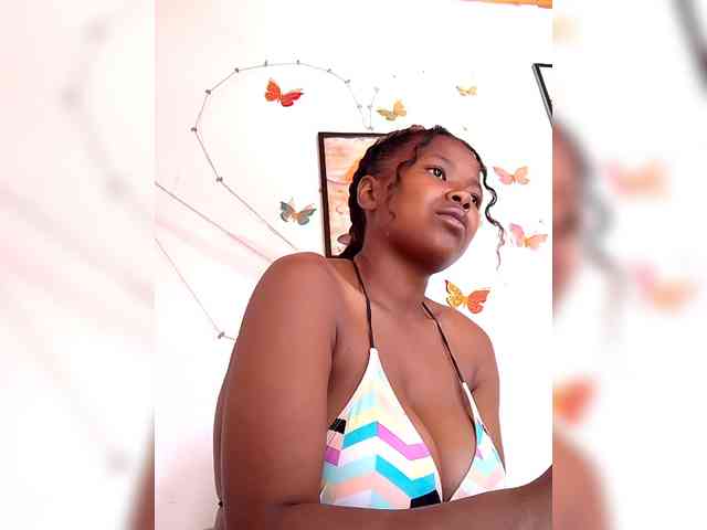 Modèle: Sayrahsexy