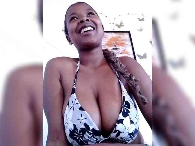 Sayrahsexy webcam