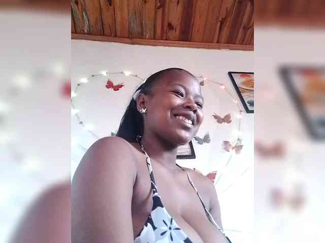 Sayrahsexy webcam