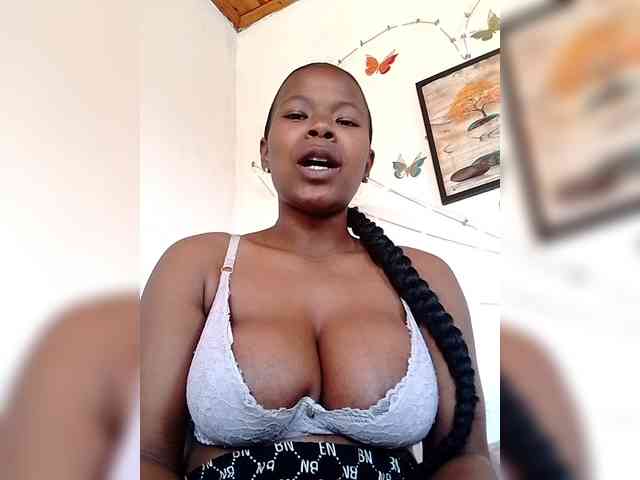 Sayrahsexy webcam
