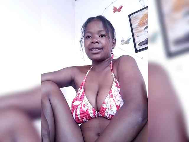 Sayrahsexy webcam