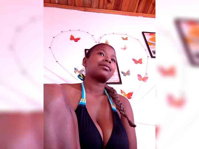 Sayrahsexy webcam