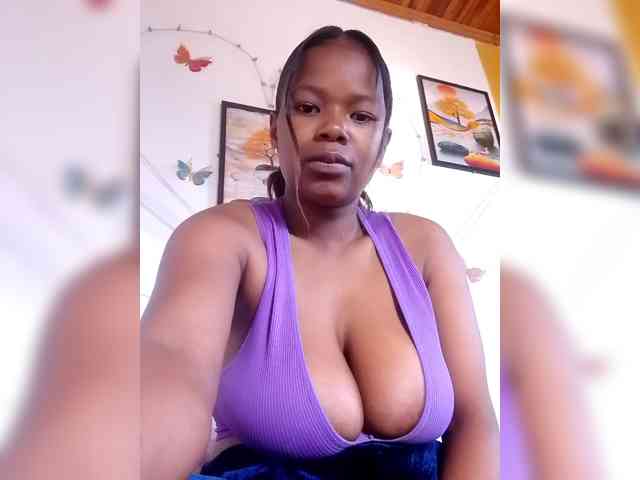 Sayrahsexy webcam