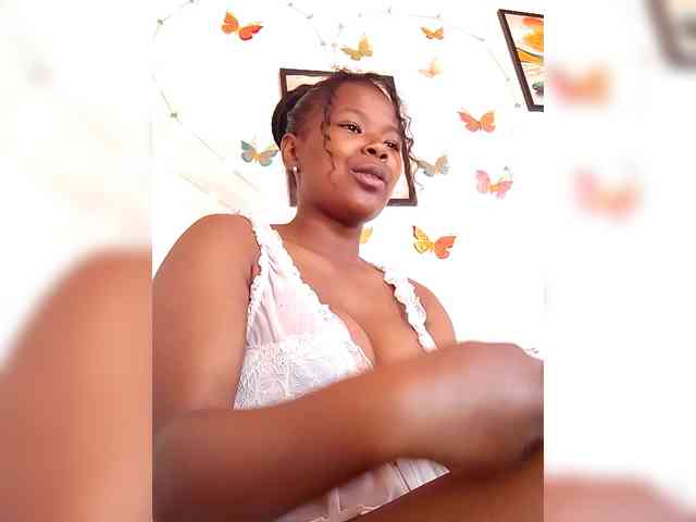 Sayrahsexy webcam