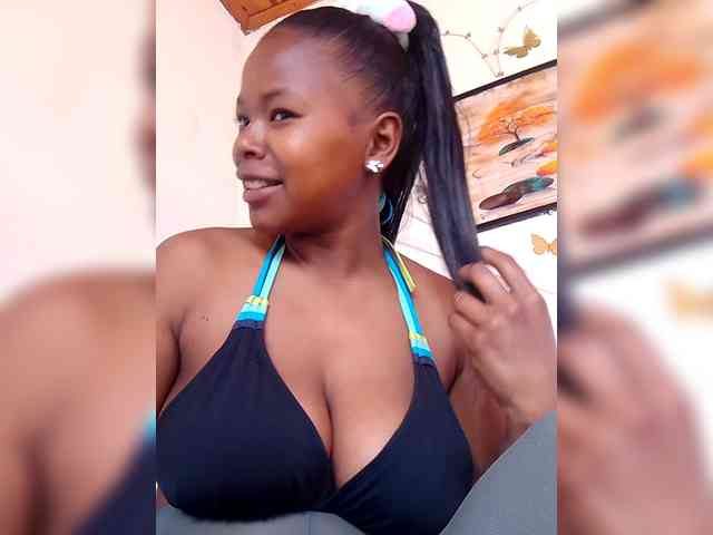 Sayrahsexy webcam