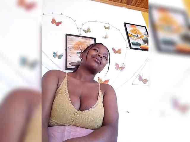 Sayrahsexy webcam