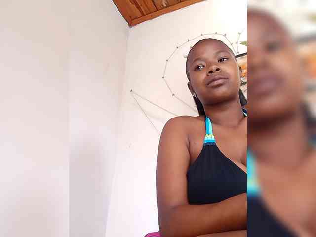 Sayrahsexy webcam