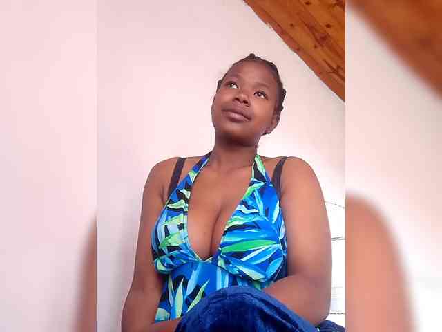 Sayrahsexy webcam