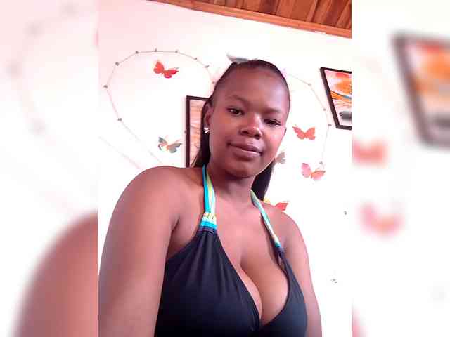 Sayrahsexy webcam