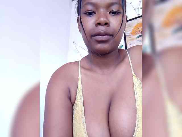 Sayrahsexy webcam