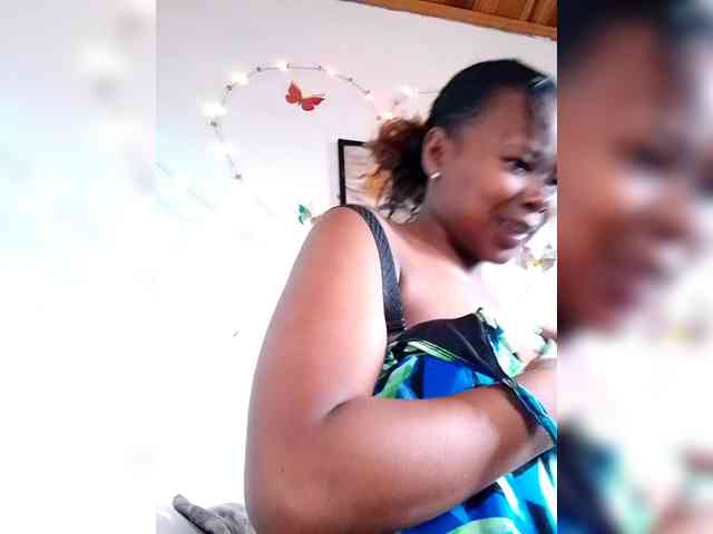 Sayrahsexy webcam
