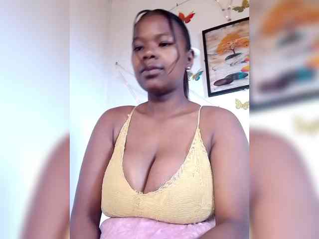 Sayrahsexy webcam