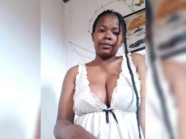 Sayrahsexy webcam