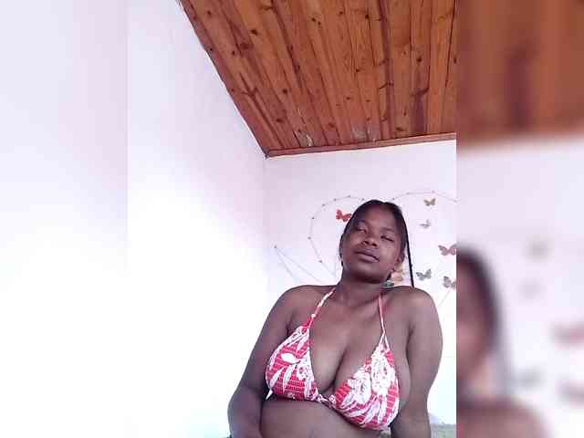 Sayrahsexy webcam