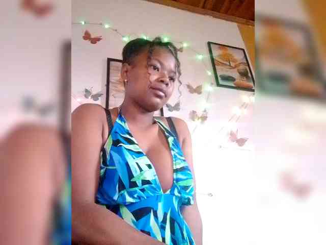 Sayrahsexy webcam