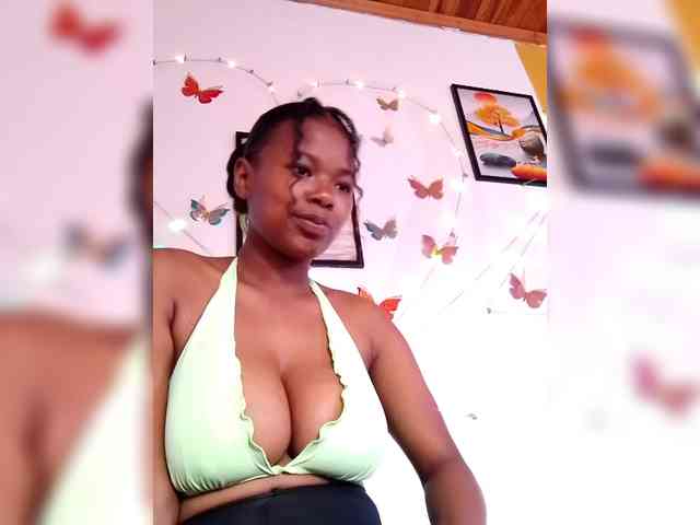 Sayrahsexy webcam