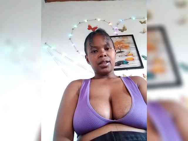 Sayrahsexy webcam
