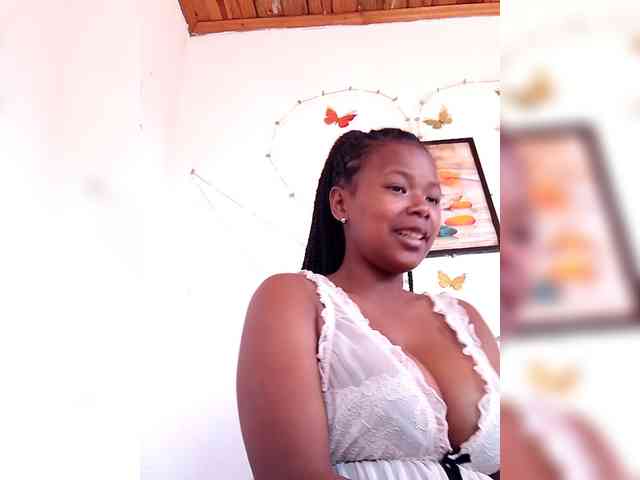 Sayrahsexy webcam