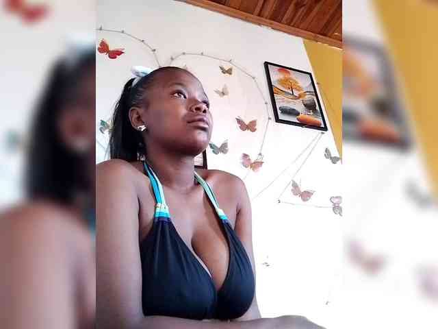 Sayrahsexy webcam