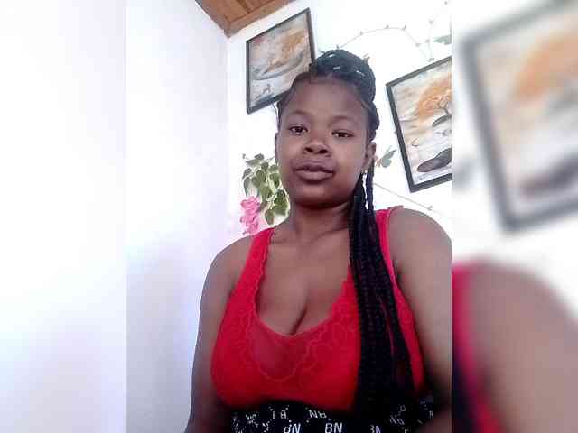Sayrahsexy webcam