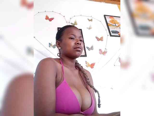 Sayrahsexy webcam