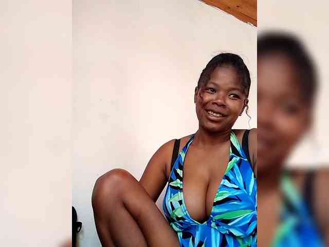 Sayrahsexy webcam