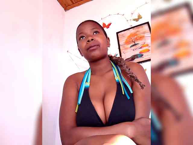Sayrahsexy webcam