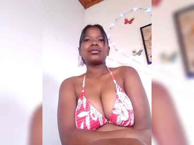 Sayrahsexy webcam