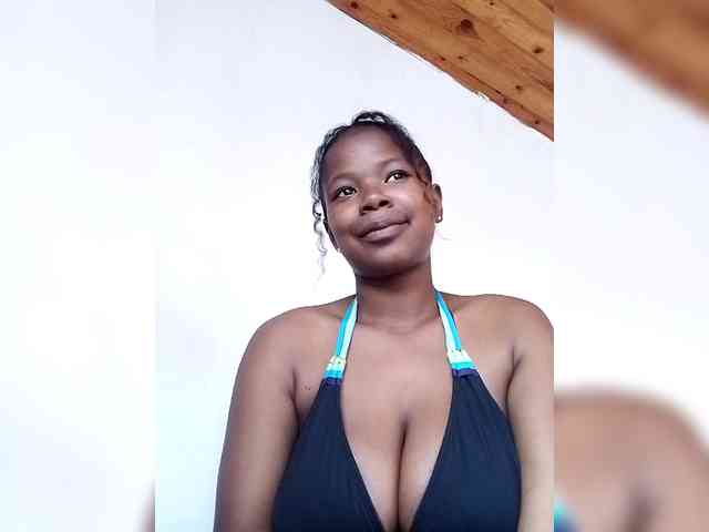 Sayrahsexy webcam