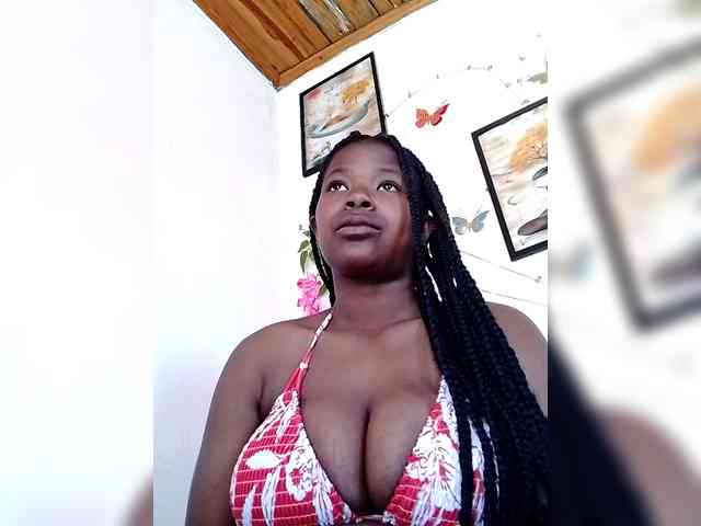 Sayrahsexy webcam