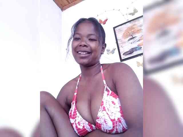 Sayrahsexy webcam