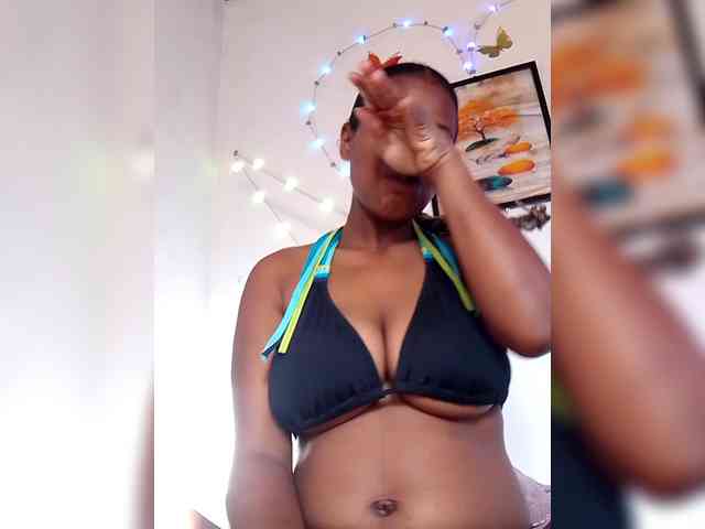 Sayrahsexy webcam