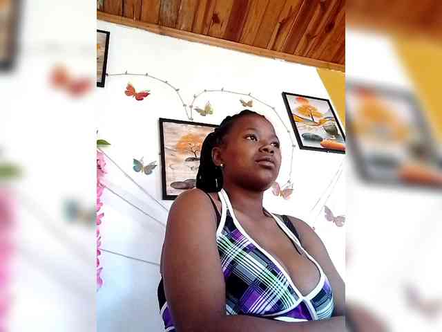 Sayrahsexy webcam