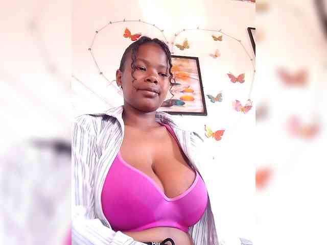 Modèle: Sayrahsexy