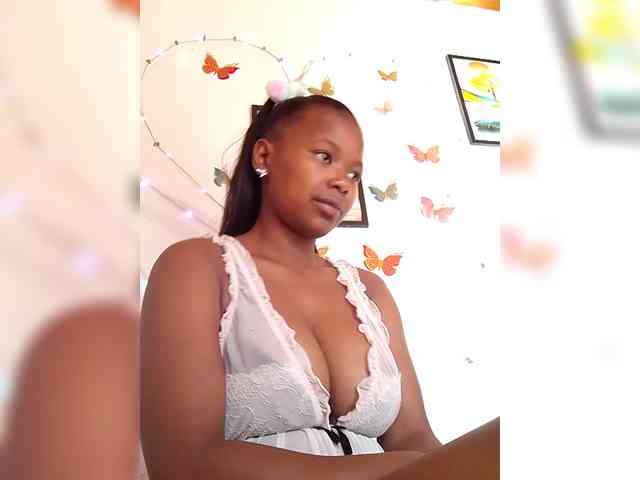 Sayrahsexy webcam
