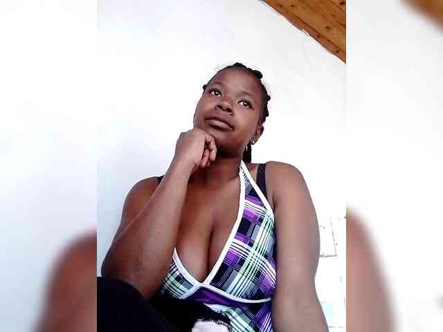 Sayrahsexy webcam