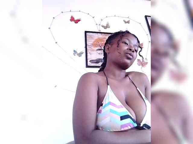 Sayrahsexy webcam