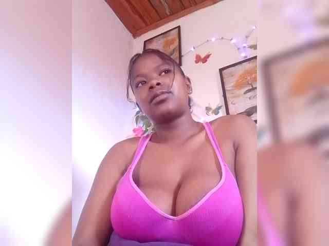 Sayrahsexy webcam