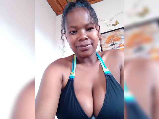 Sayrahsexy webcam