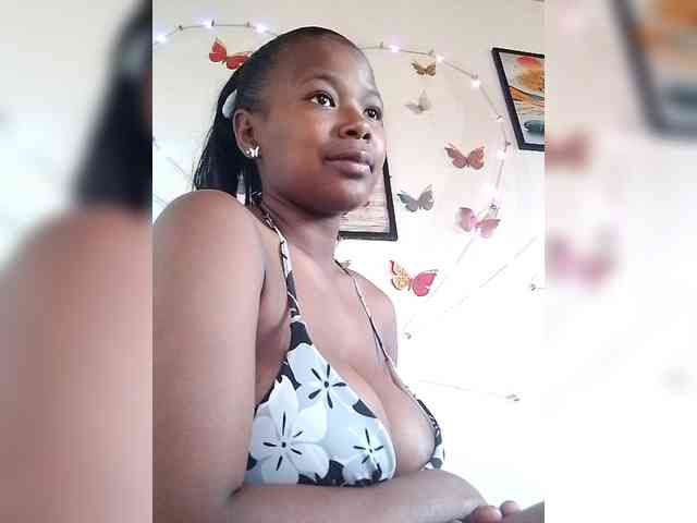 Sayrahsexy webcam