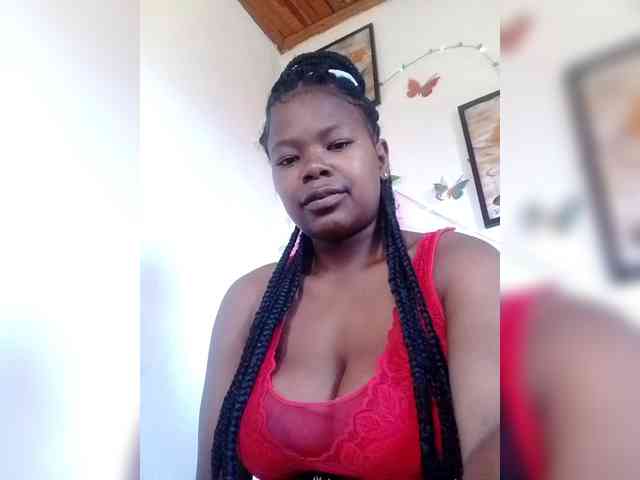 Modèle: Sayrahsexy