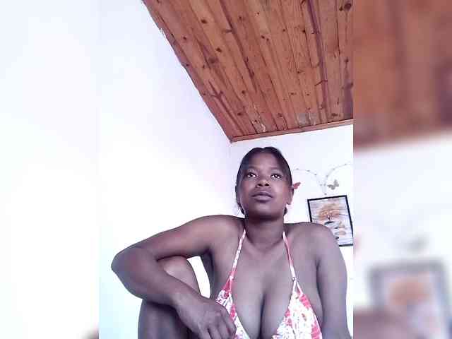 Sayrahsexy webcam