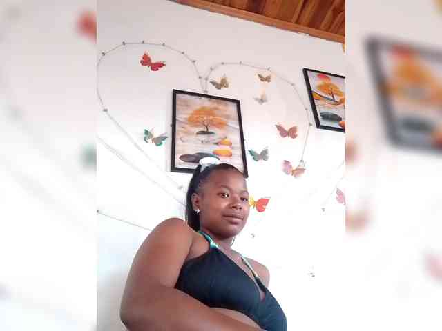 Sayrahsexy webcam
