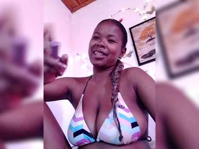 Sayrahsexy webcam
