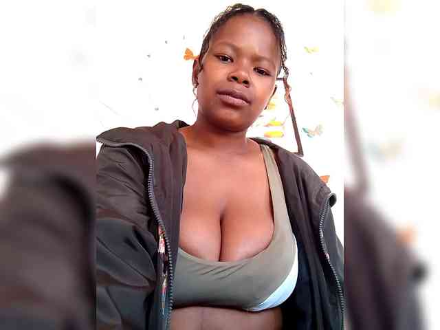 Sayrahsexy webcam