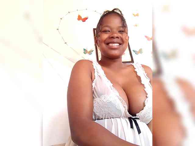Sayrahsexy webcam