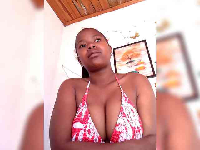Sayrahsexy webcam