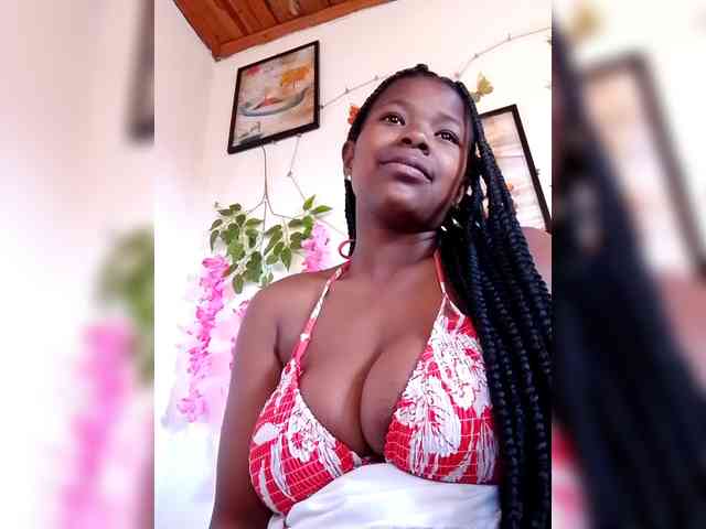 Sayrahsexy webcam