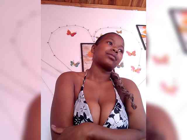 Sayrahsexy webcam