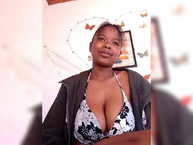 Sayrahsexy webcam